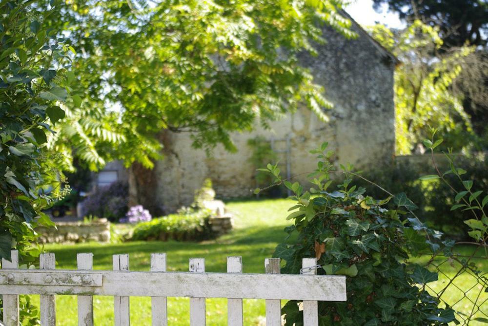 Le Tertre Hotel Dureil Exterior foto